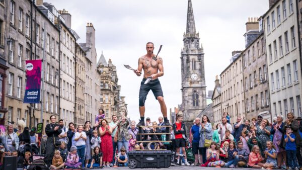 Hotel looking to hire ‘banter merchant’ to entertain guests during Edinburgh Festival Fringe